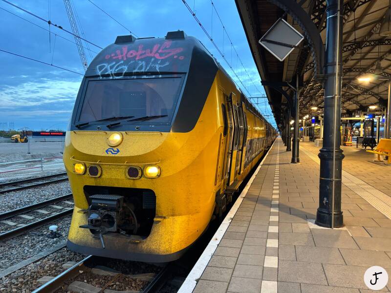 NS VIRM Dubbeldekkertrein treinstel 9584
