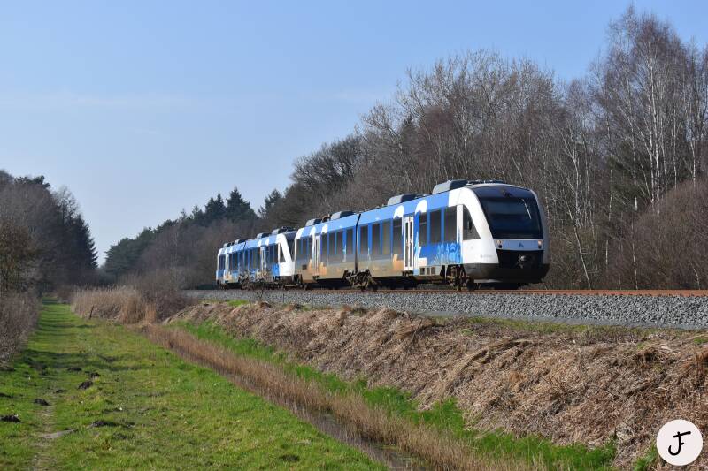 Arriva LINT 25 + 30 Blauwnet