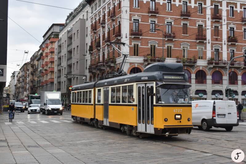 ATM Milaan 4727 tram 