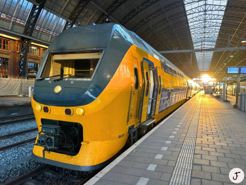 NS VIRM 8638