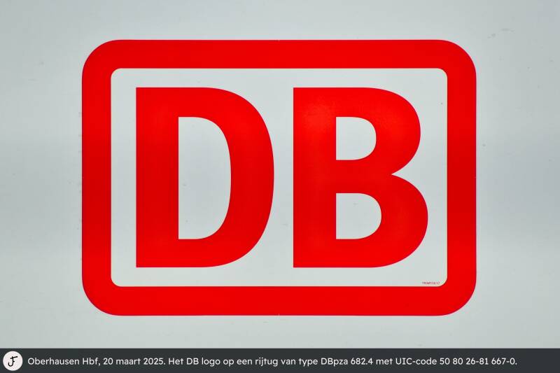 Logo DB