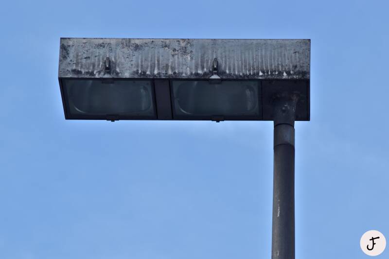 Rademacher Gleisfeld-Randleuchte und Bahnsteigleuchte