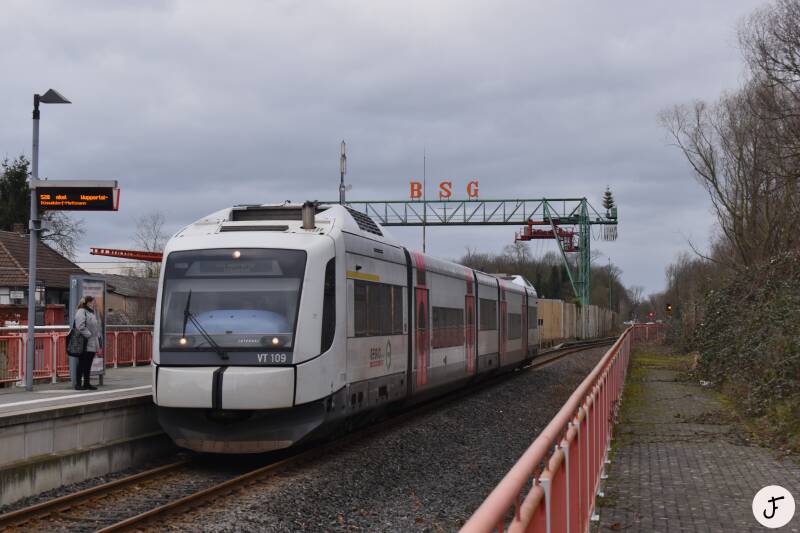 Kaarster Bahnhof Regiobahn Integral VT 109