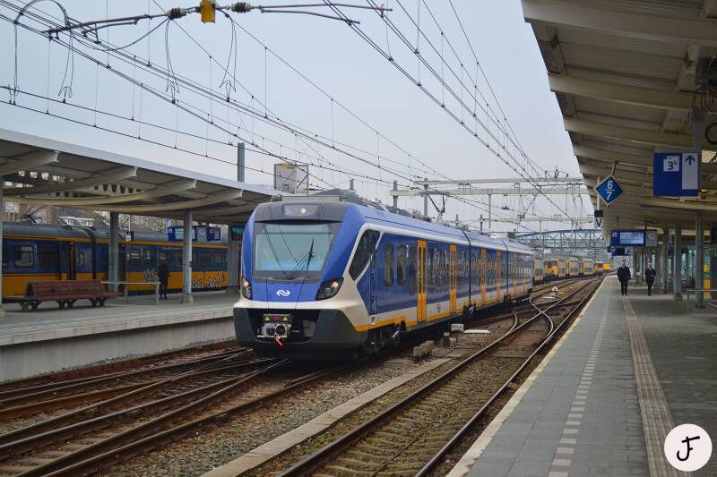 NS SNG sprinter 2302 Zwolle