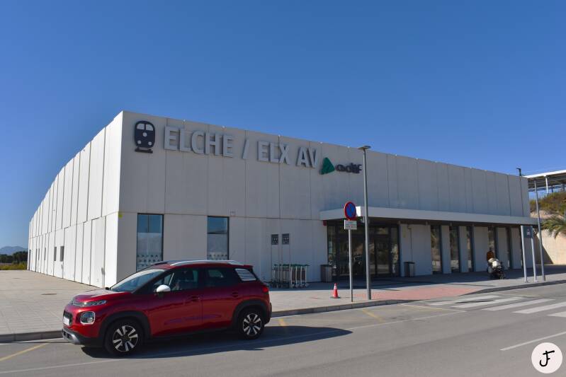 estación de ferrocarril Elche Elx AV Adif treinstation train station