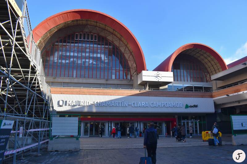 estación de ferrocarrilMadrid-Chamartín-Clara Campoamor Adif treinstation train station