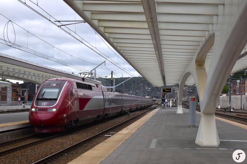Thalyls PBKA 4302 Liege-Guillemins Eurostar trein train zug