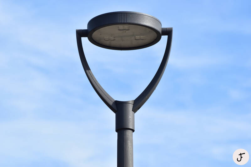 Trilux Publisca P1