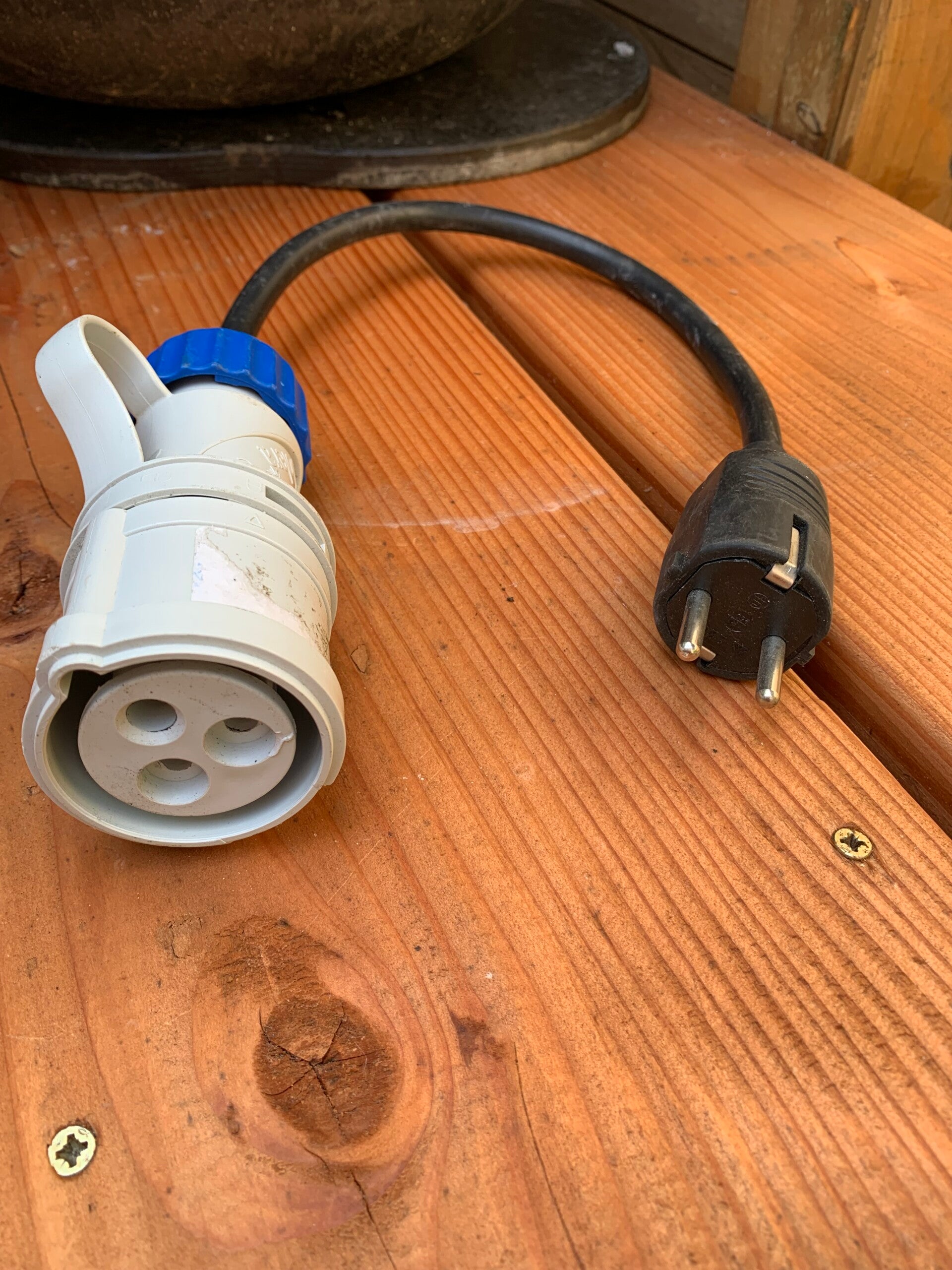 Solera Verloopkabel Schuko naar CEE 16A 230V Contrastekker