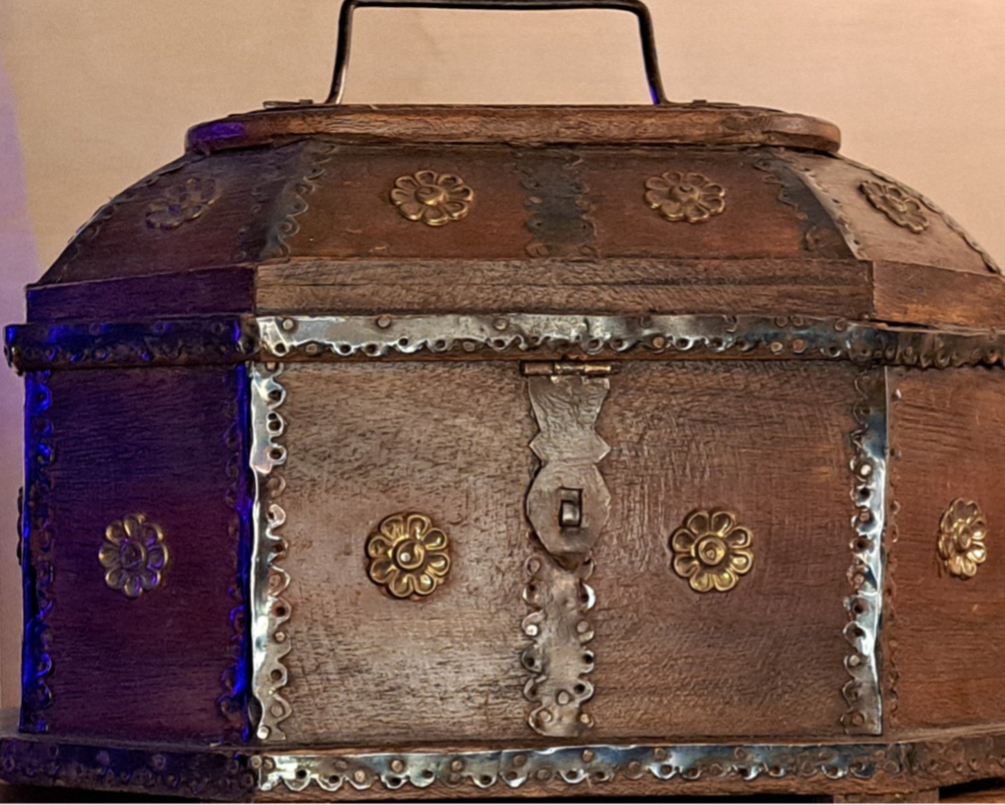 Vintage hutkoffer als woondecoratie