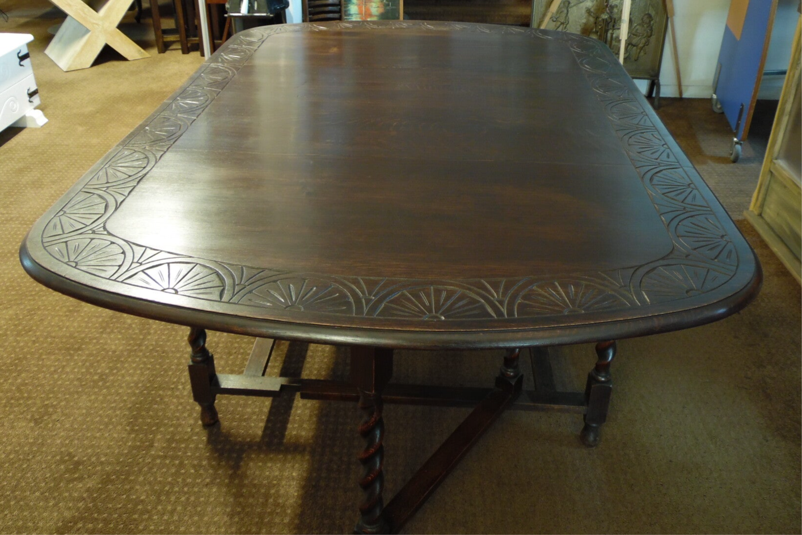 Antieke houten tafel