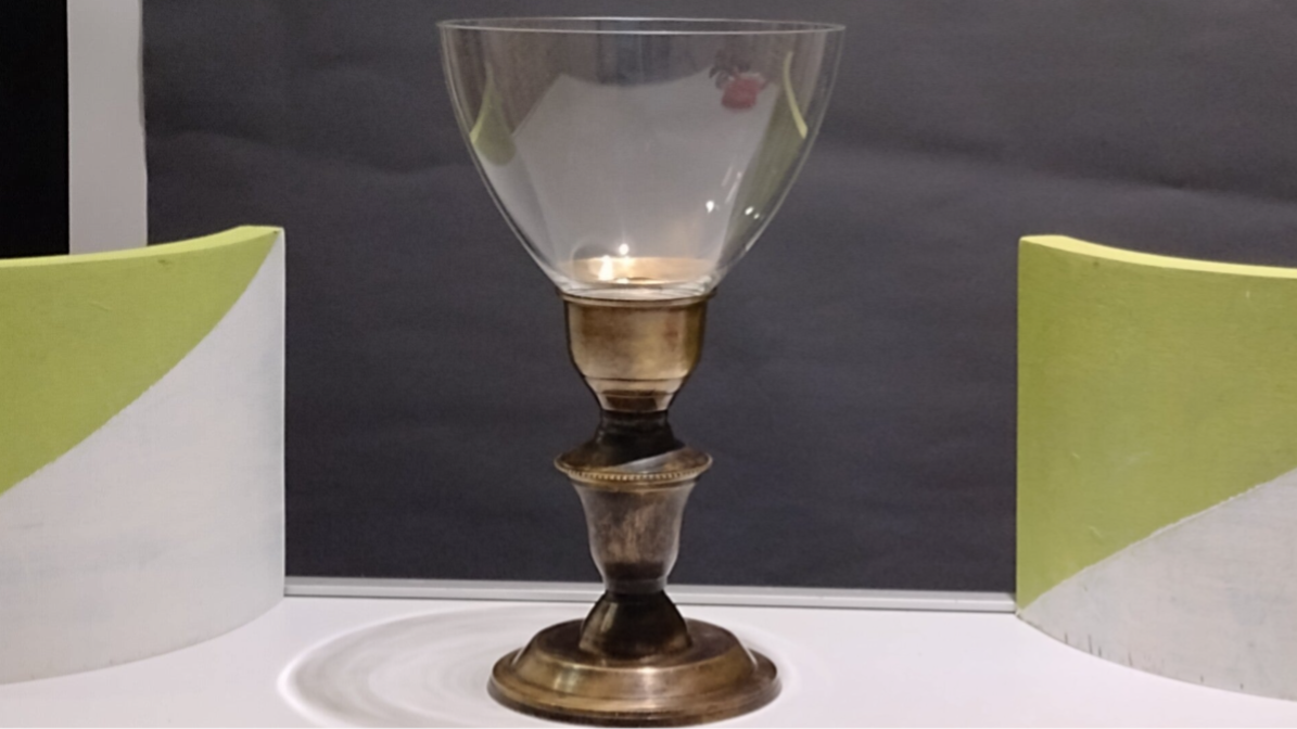 Sfeervolle vintage kandelaar van glas en messing