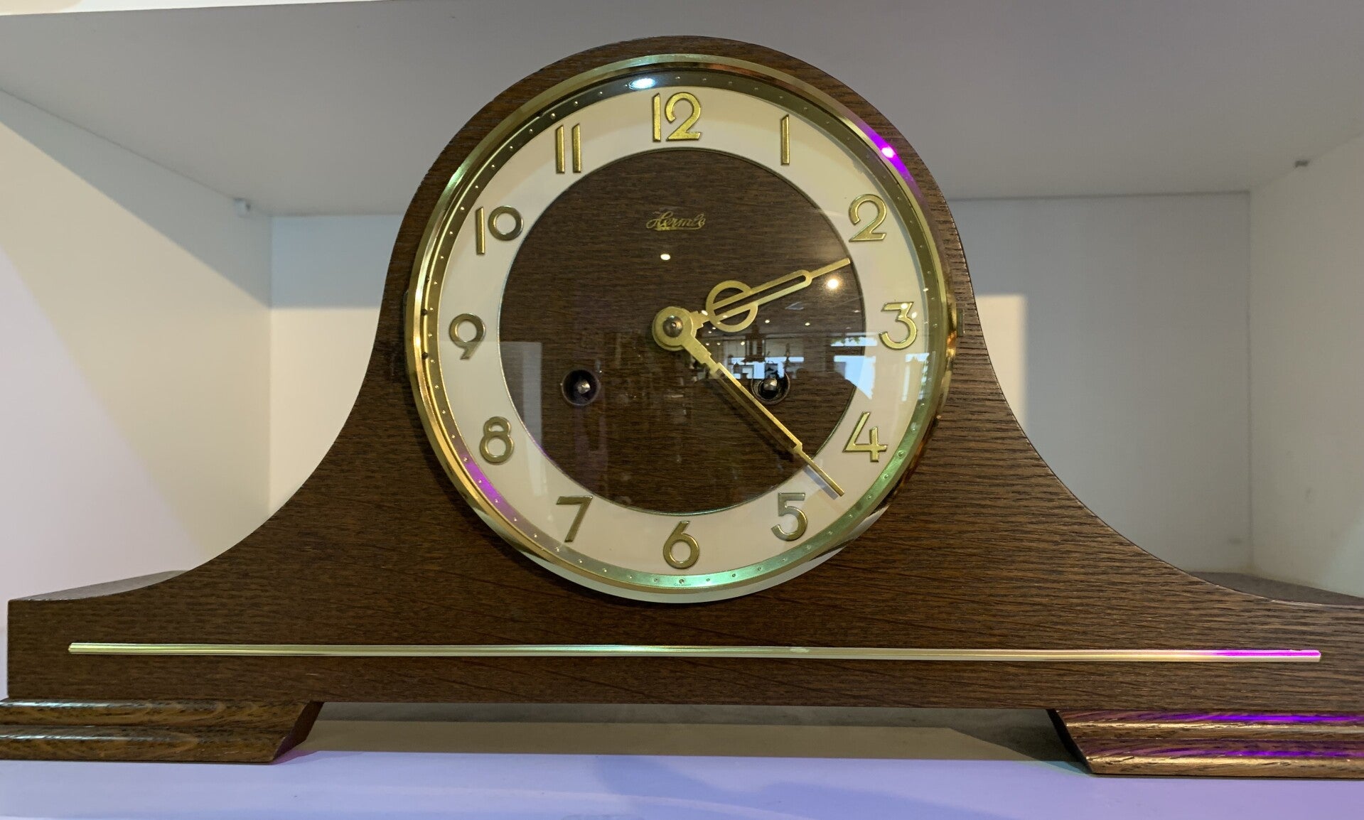Vintage schoorsteenklok met mechanisch Duits uurwerk