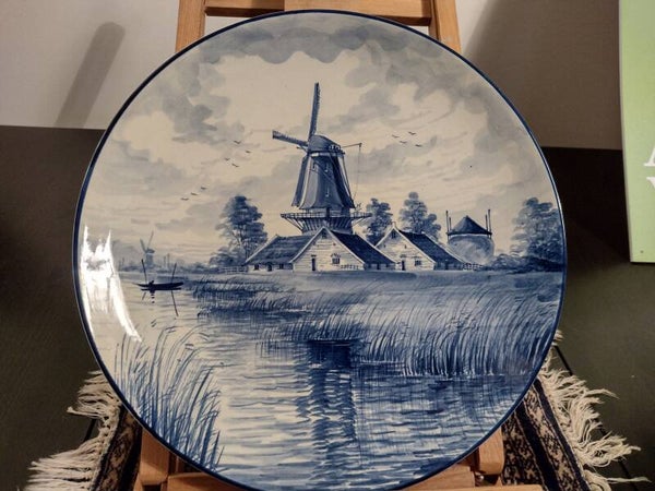 Vintage handbeschilderd Delfts Blauw wandbord Ø34 cm – Hollands molenlandschap