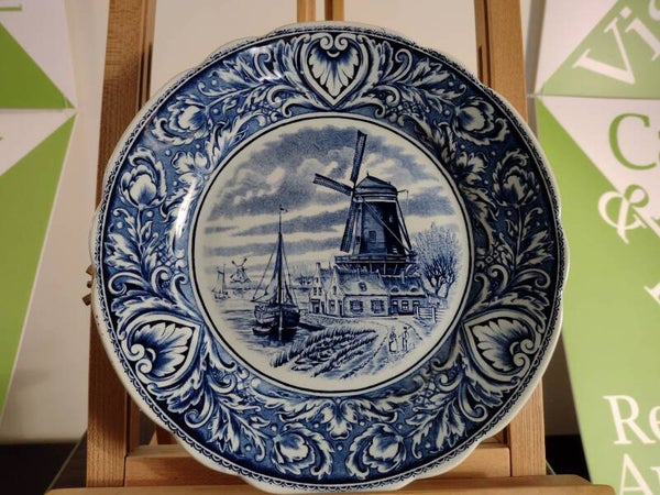 Vintage Delfts blauw wandbord met molenlandschap Ø25,5 cm – Made in Holland