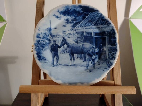 Vintage Delfts blauw wandbord met hoefsmid en molen Ø24 cm – Ter Steege B.V.