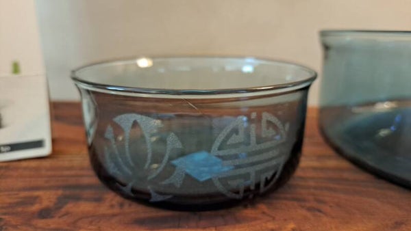 Fair Trade handgemaakt Vietnamees glaswerk – Lotus en Sjo – set van 2 schalen