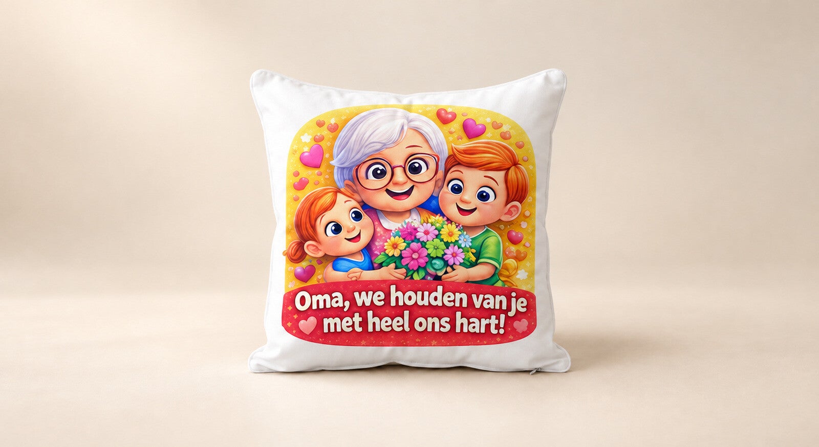 Kussen voor Omadag: Oma, we houden van je met heel ons hart