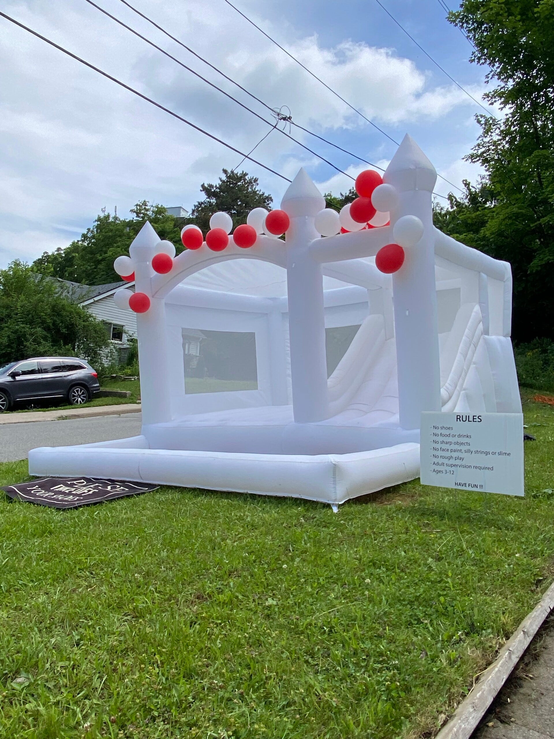 15X13X10 White Bounce Castle