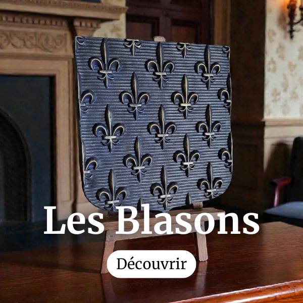 Blason aux fleurs de lys, de style royal, pour orner la maison dans un style classique.