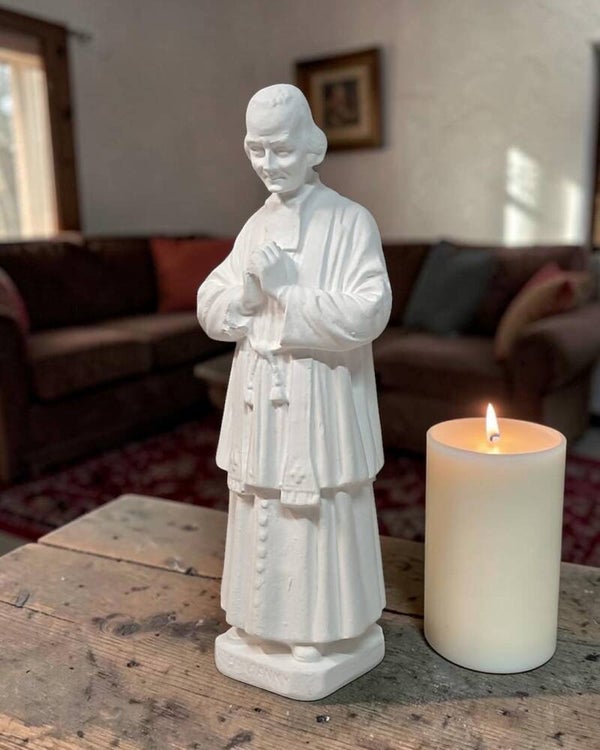 Statue de St jean Marie Vianney