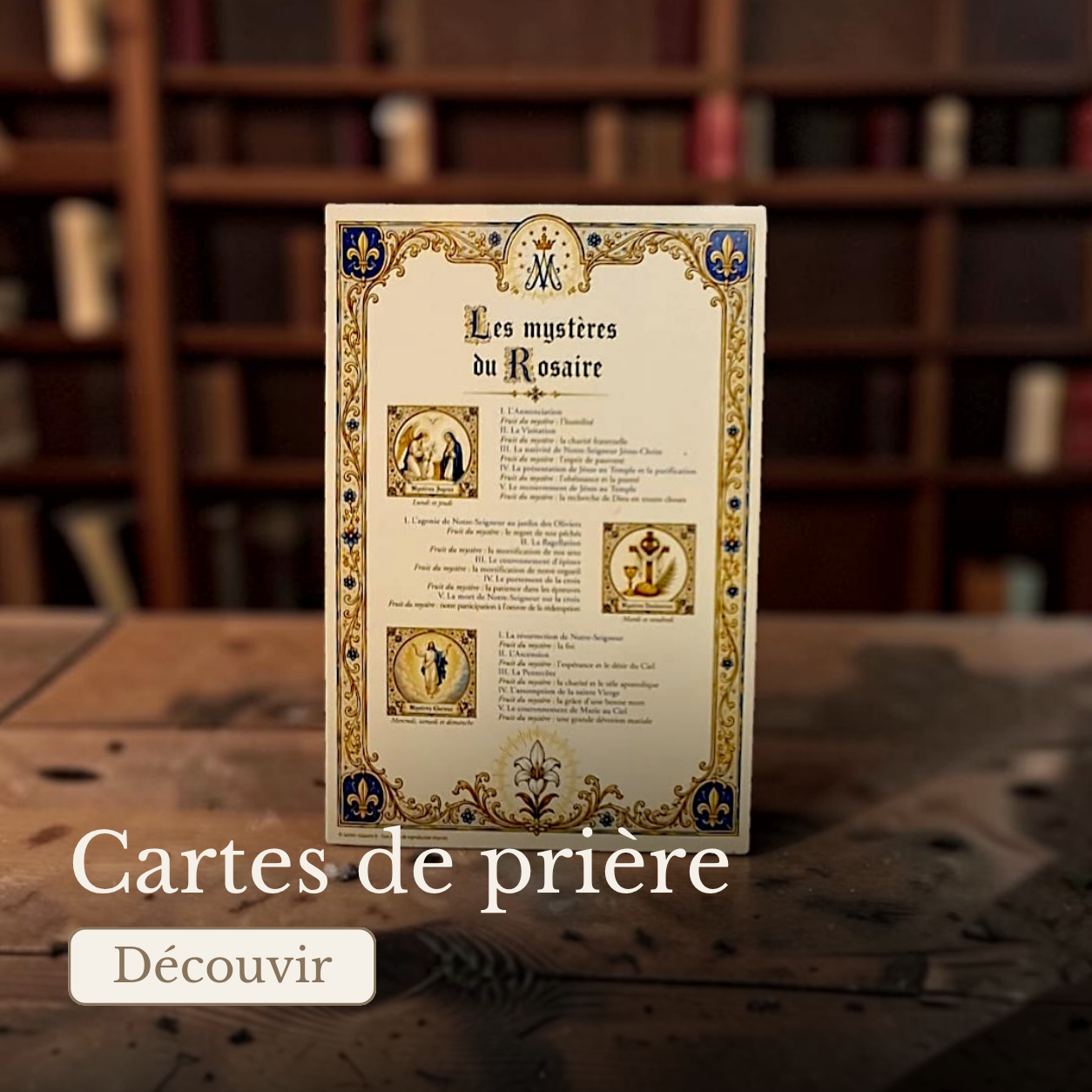 Des cartes de prières, créations originales de l'atelier statuaire, pour aider les catholiques dans leurs dévotions.