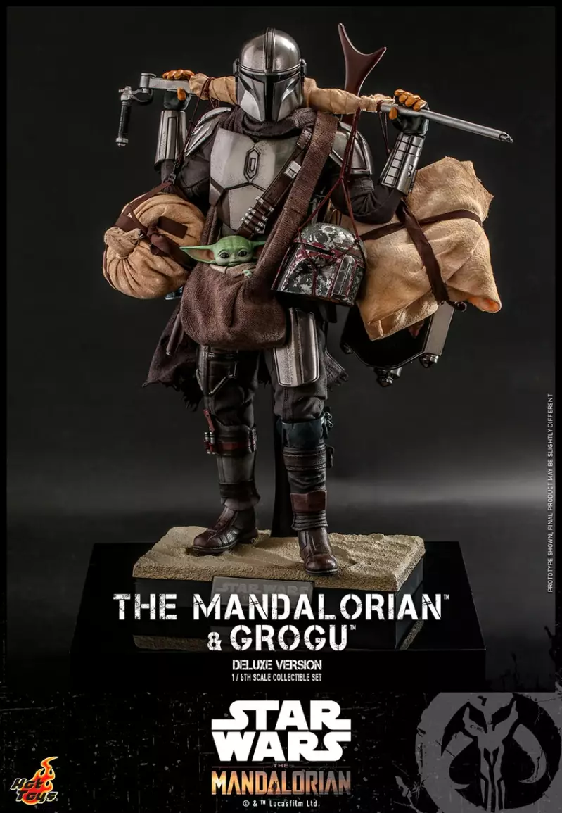 The Mandalorian anf Grogu figurine