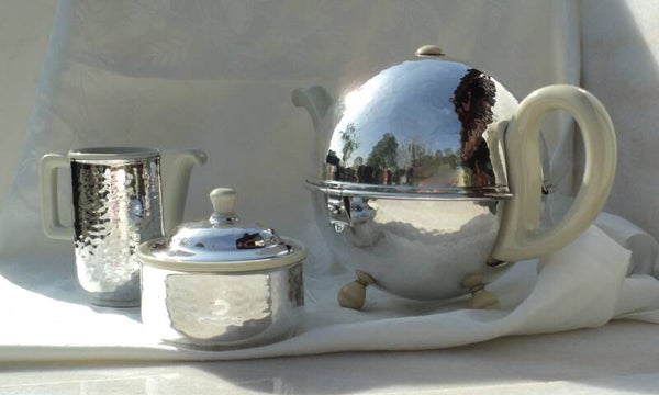 Verzilverd theeservies in originele staat van WMF.