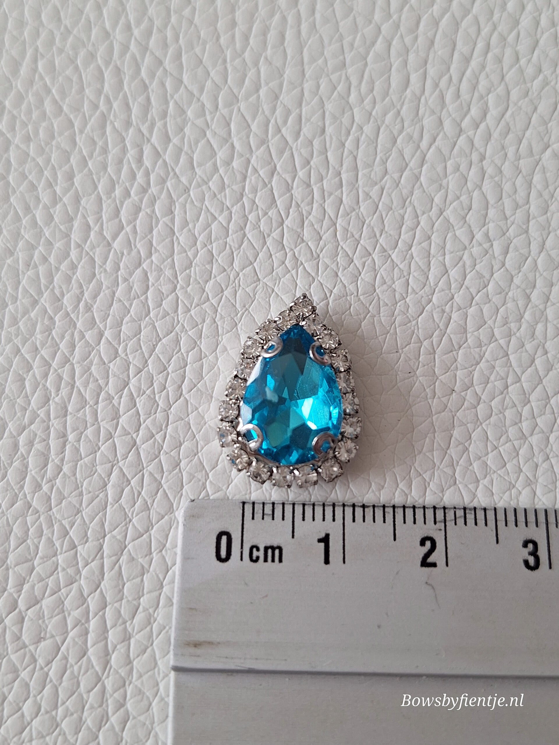 Lichtblauw,  zilveren basis #rd10