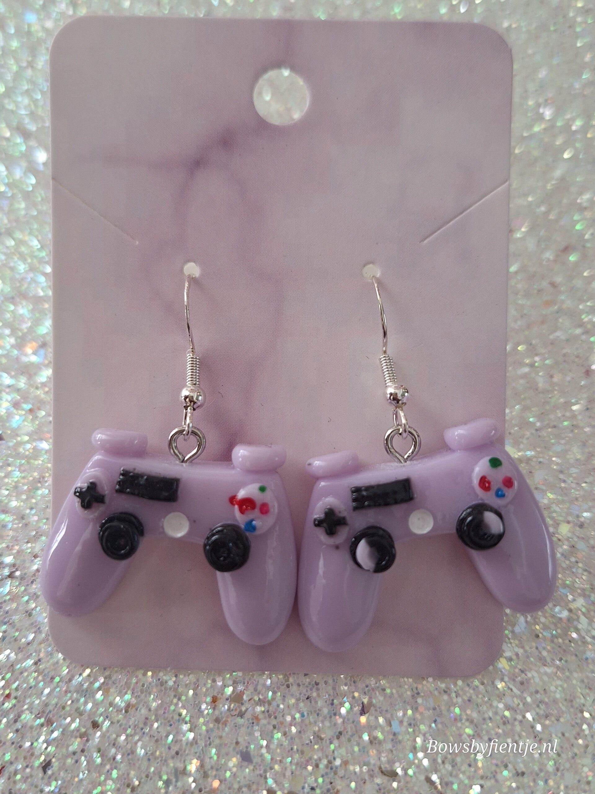 Oorbelletjes controller paars