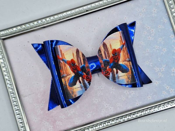 Haarstrik spiderman
