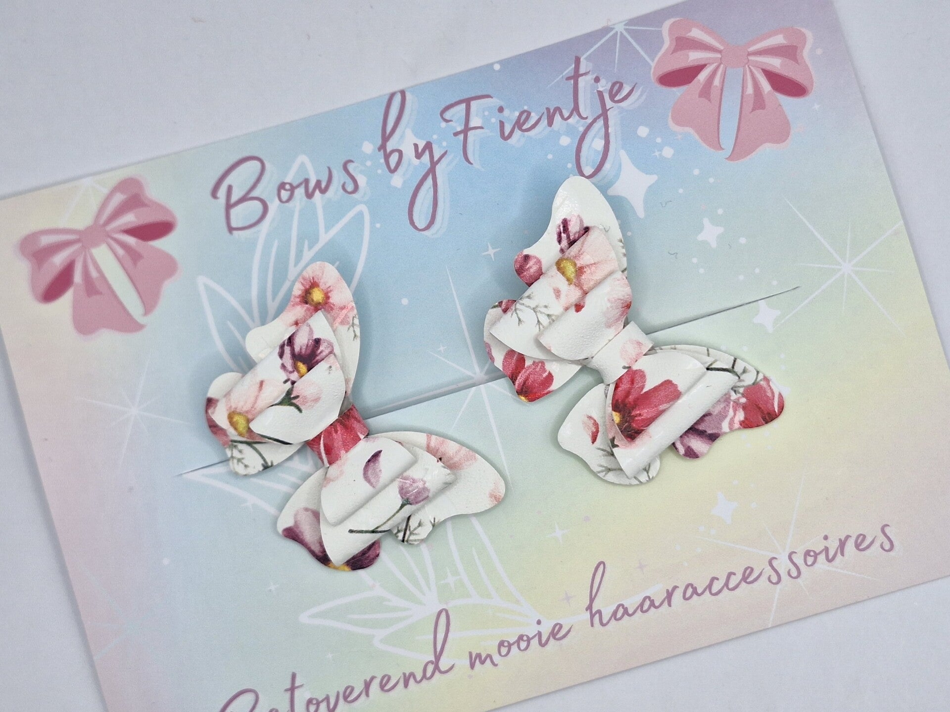 Vlinderstrikjes light flower