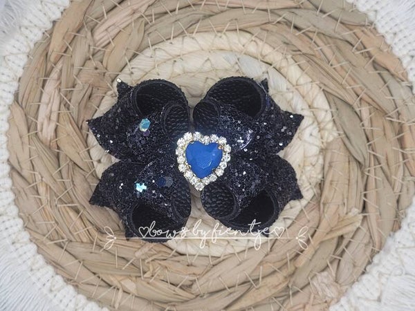 Glamour strikje zwart hartjes steen