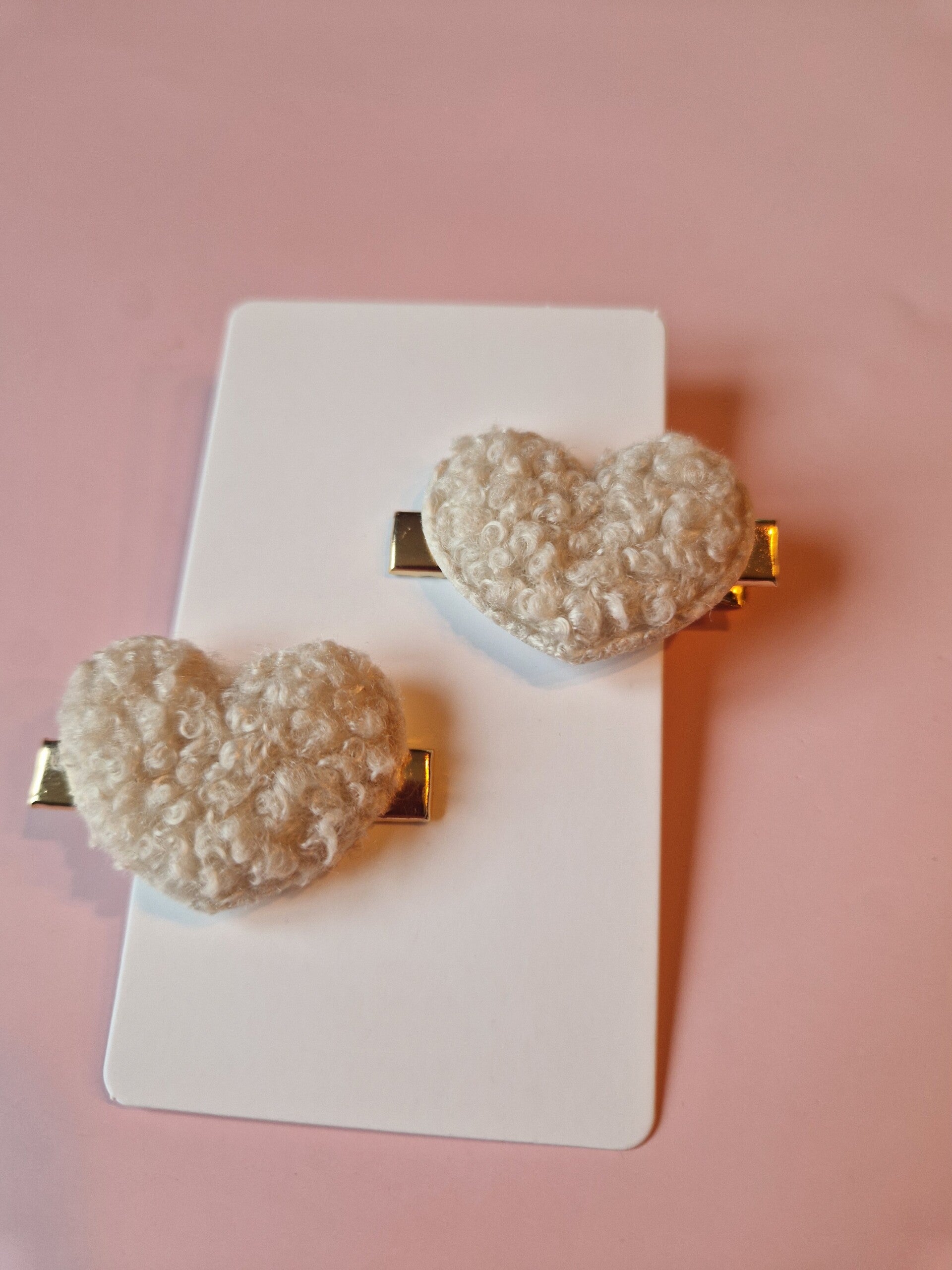 haarspeldjes | white teddy heart