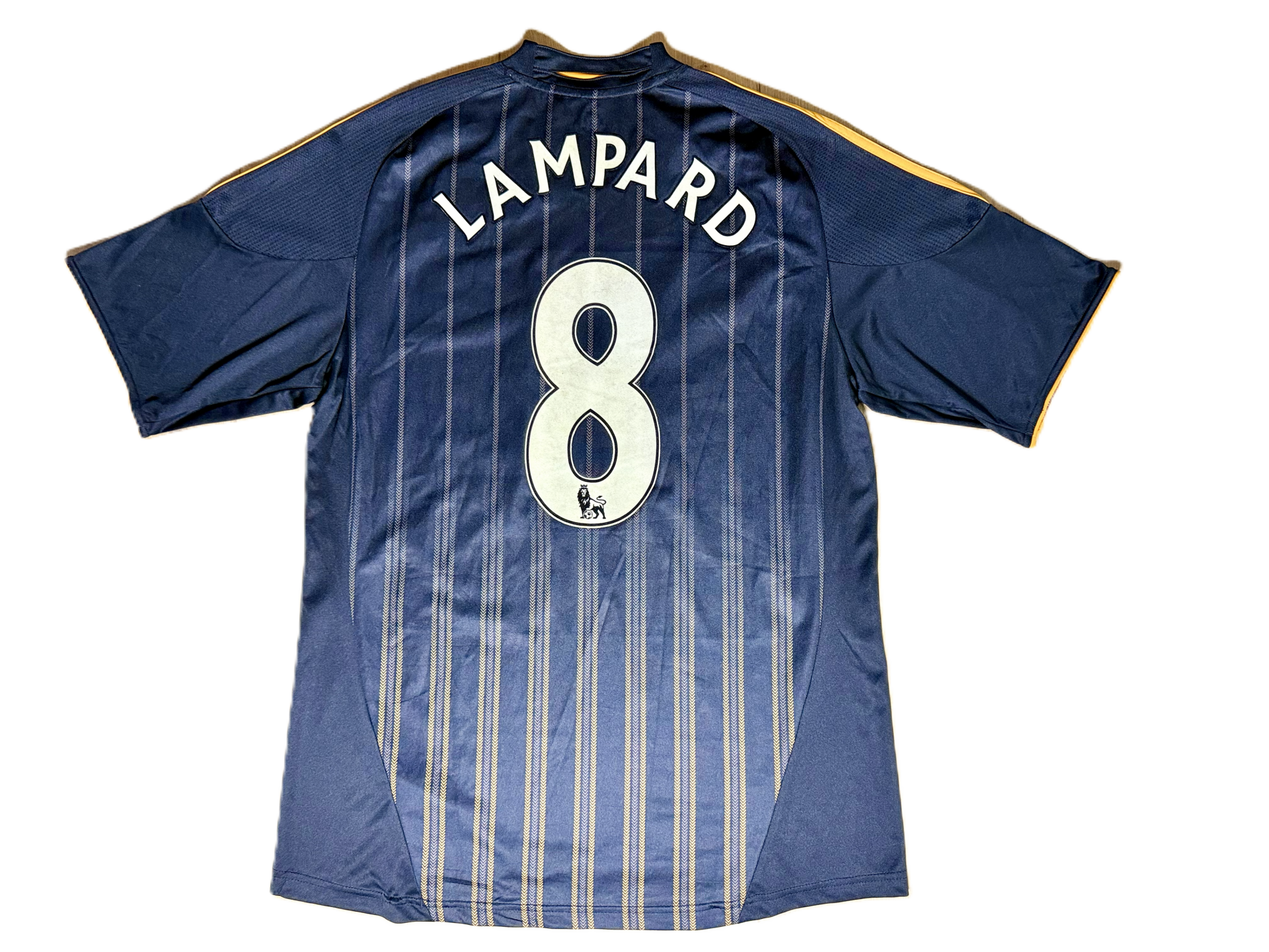 Chelsea Away Shirt 2010/11 – Lampard #8 – Adidas – Size L
