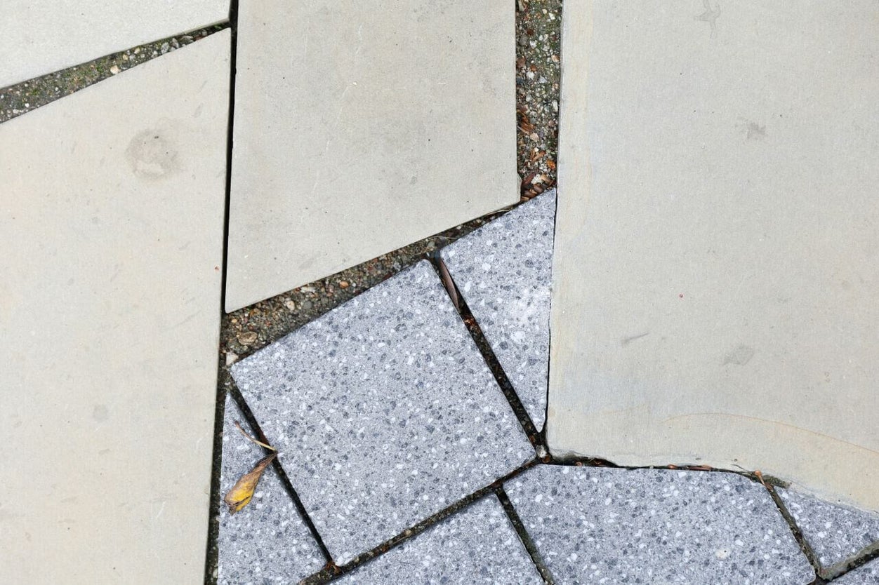 Carrelage extérieur en grès cérame : conseils d'entretien et erreurs à éviter