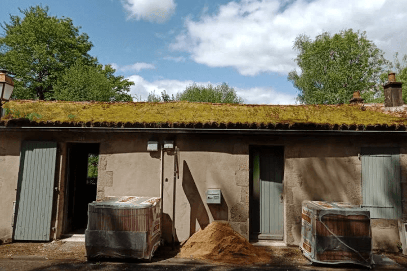 Rénovationtoiture vendée 85