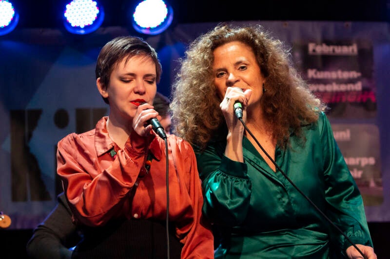 Debbie en Carine van Saint 66