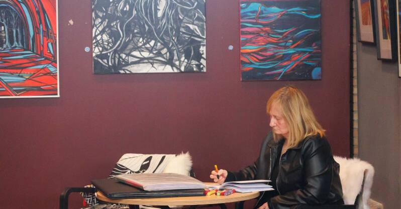 #Linda Tuerlinckx@KIKH