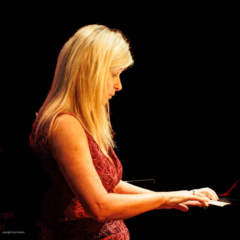 #Elisabet Wolf #Bazeingha #KIKH