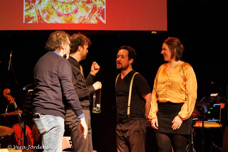 By Howard op het Bazeingha podium