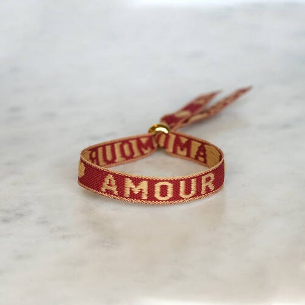 AMOUR RED