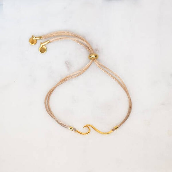 SATIN NUDE WAVE BRACELET