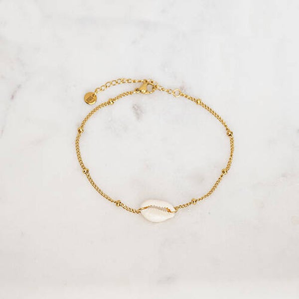 WHITE SHELL ANKLET