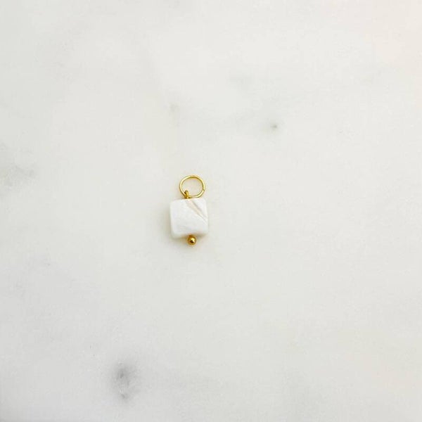 PEARLY SQUARE CHARM