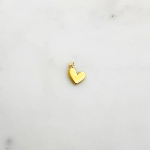 OBLIQUE HEART CHARM