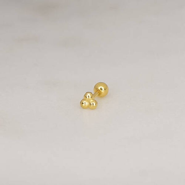 EAR STUD DOTS