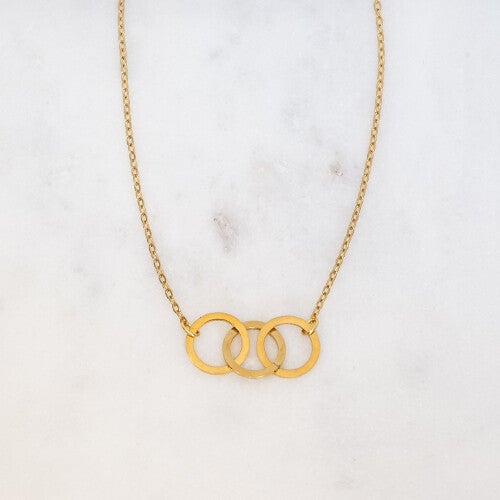 THREE RINGS NECKLACE