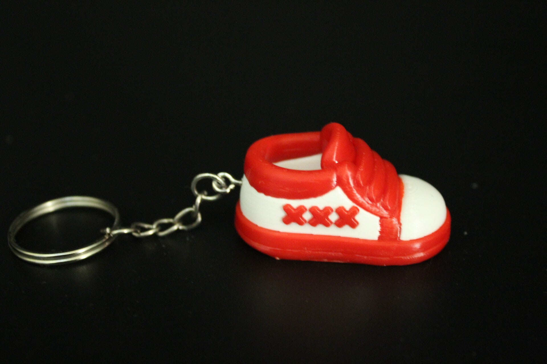 Sneaker Sleutelhanger met Amsterdamse Kruizen