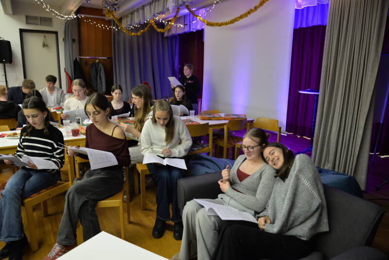 Singen bei der Weihnachtsfeier 2025 | Jugendchor Naarn